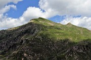 91 Vista sul percorso di discesa sul  versante ovest del Pizzo Farno 